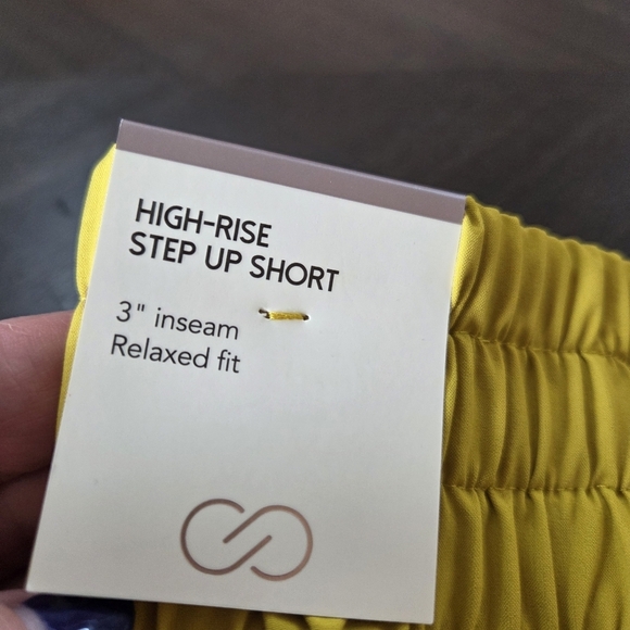 CALIA by Carrie Underwood High-Rise Step Up Short - XS - Acid Atlas New Running - Picture 10 of 12